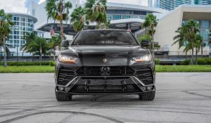 Lamborghini URUS 2019 Черный аренда в Майами