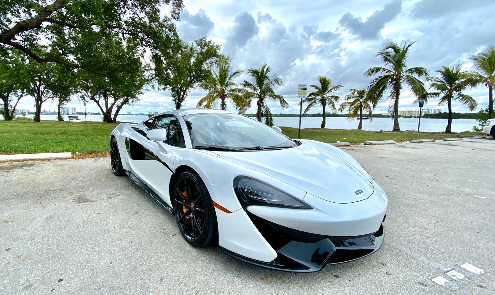 Luxury car rental miami. Макларен в Майами. Макларен 2. MCLAREN 570s в Майами США. Макларен разгон до 100.